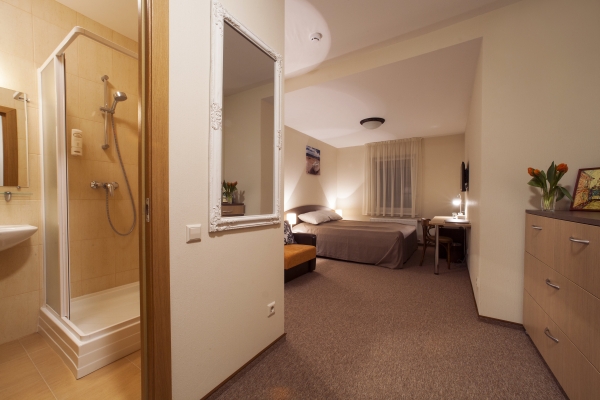 Hotel Dzintars (Jūrmala)